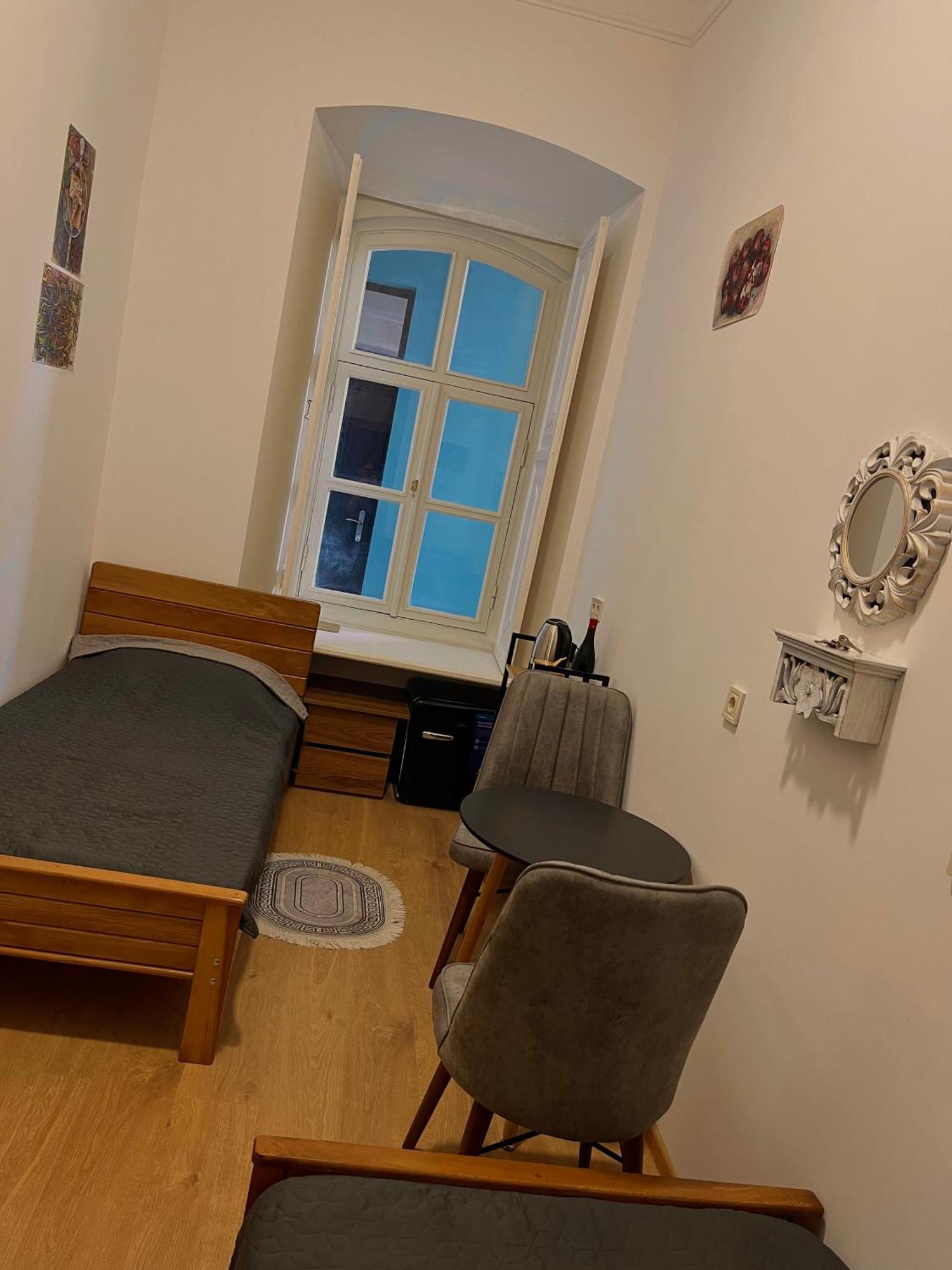Salomes Guest Room ティビリシ エクステリア 写真