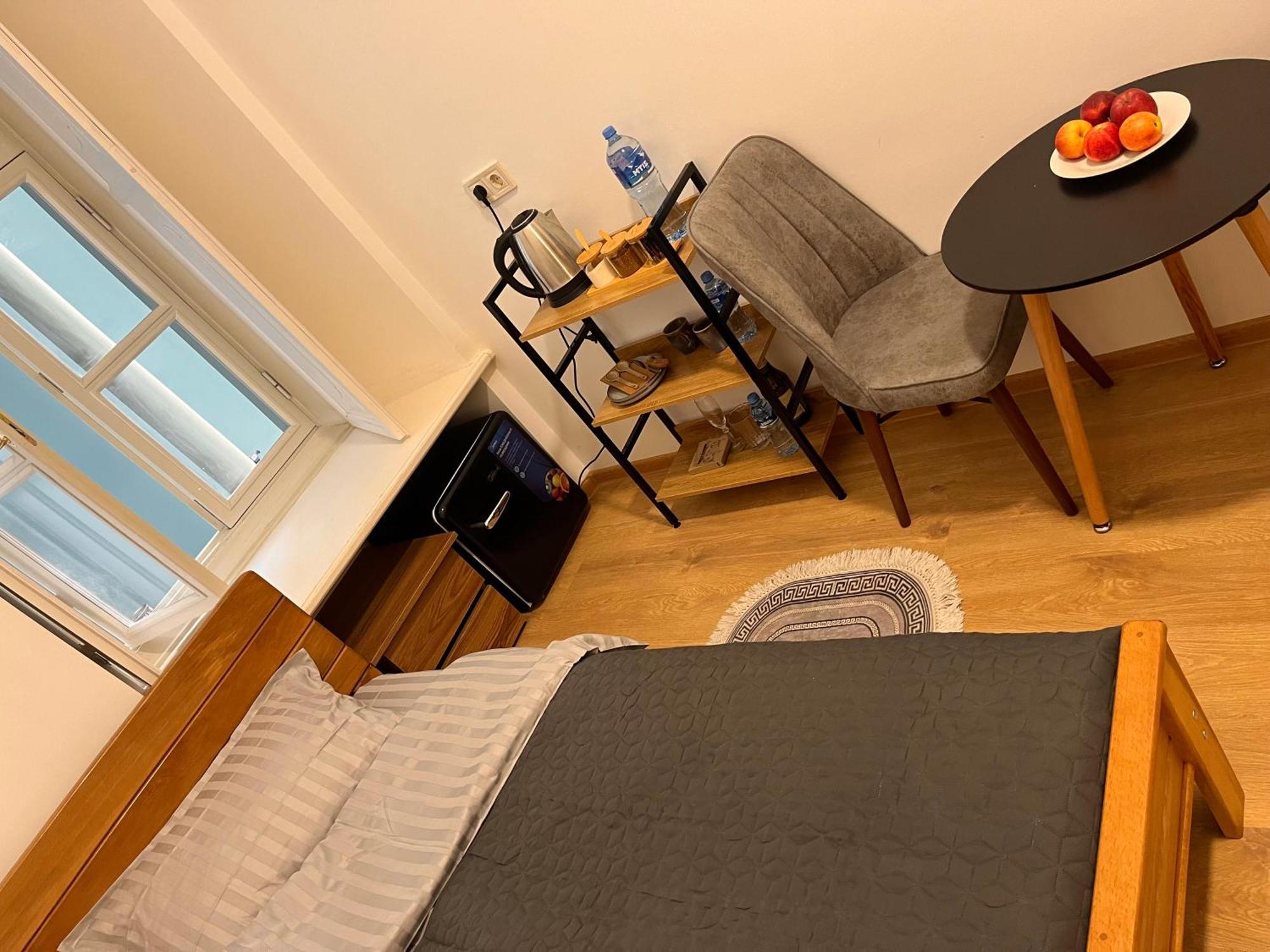 Salomes Guest Room ティビリシ エクステリア 写真